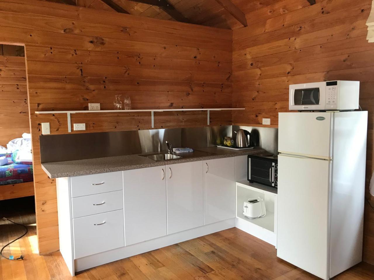 Somerset Beachside Cabin And Caravan Park Εξωτερικό φωτογραφία