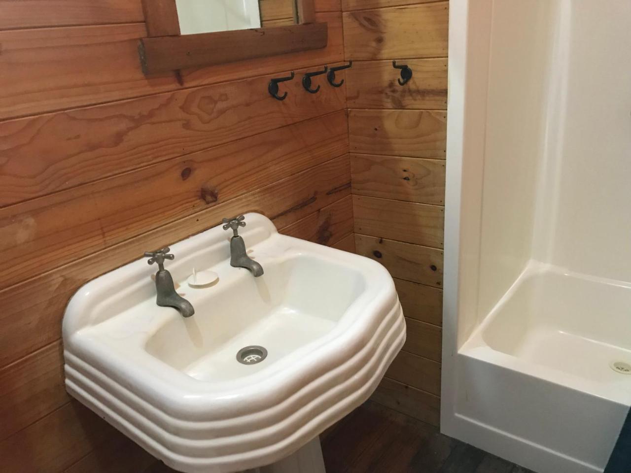 Somerset Beachside Cabin And Caravan Park Εξωτερικό φωτογραφία
